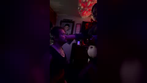 aviedust626 online show from March 3, 8:32 am