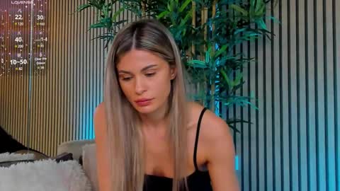 AVRILL CYRUX online show from February 27, 11:39 am