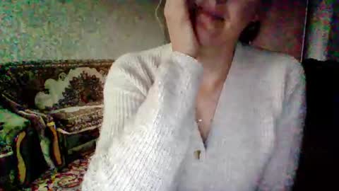 Snapshot of awesomeladyy chatting on October 7, 12:56 pm awesomeladyy online show from October 7, 12:56 pm