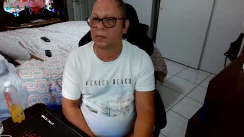 Alex online show from April 15, 8:20 pm