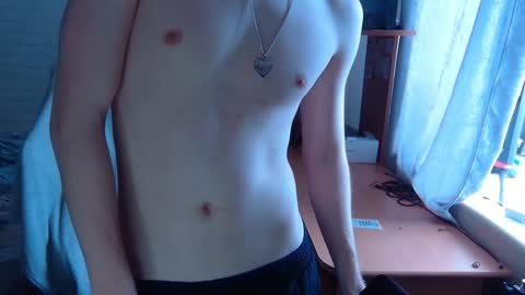 axel_0ne online show from March 25, 5:36 am
