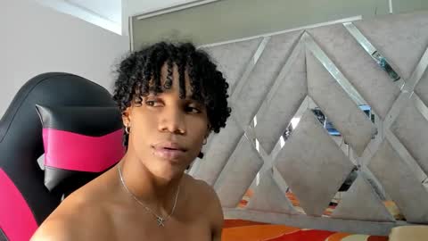 AXEL SILVA online show from November 30, 1:40 pm