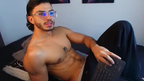 axel stein NEW ACCOUNT online show from February 20, 2:00 am