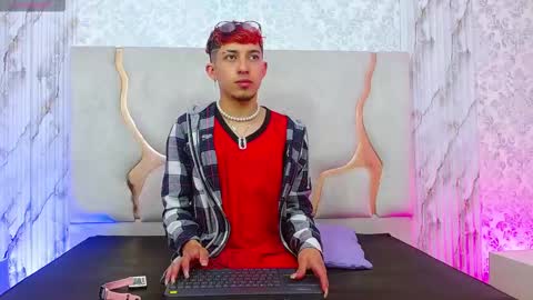 AXEL  online show from February 3, 12:31 pm