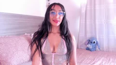 girlnymphomaniac online show from December 1, 1:31 pm