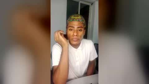 axelbycortez online show from August 3, 7:53 pm