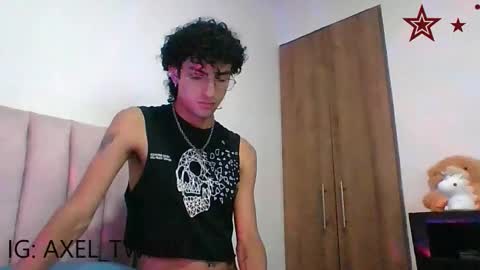 Axel  online show from January 7, 1:43 am