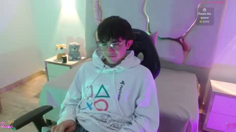axelnoir_tay online show from May 22, 3:52 pm