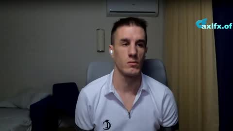 Axl online show from April 2, 1:46 am