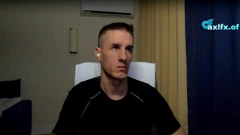 Axl online show from March 25, 1:34 am