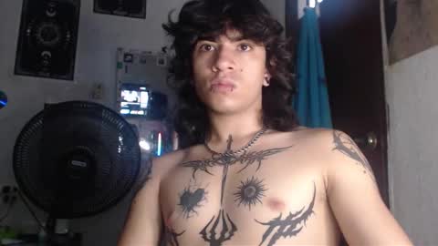 Axel Kush online show from November 27, 3:20 pm