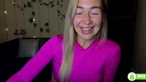 Jully online show from September 26, 5:54 pm