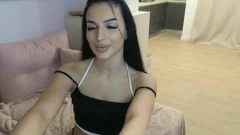 Ayabellle online show from May 12, 9:46 pm