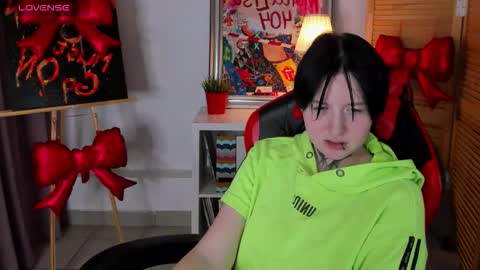 ayaks online show from March 4, 2:36 pm