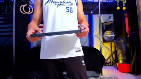 Ayden Miller online show from April 3, 4:52 am