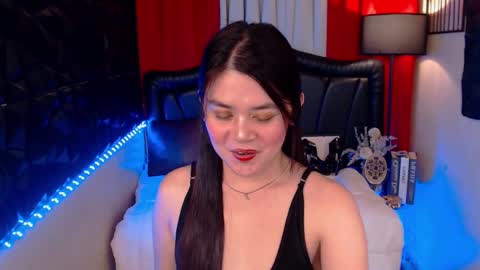 ayeshalove online show from October 18, 7:18 pm