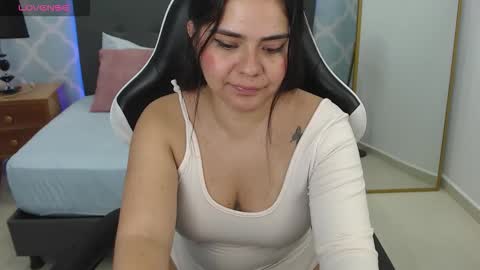 Alyda Jaramillo online show from September 16, 7:28 pm