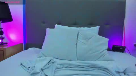 Alyda Jaramillo online show from October 31, 8:09 pm