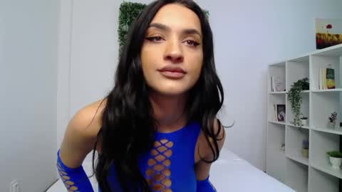 Aylin Ross online show from January 15, 7:05 am