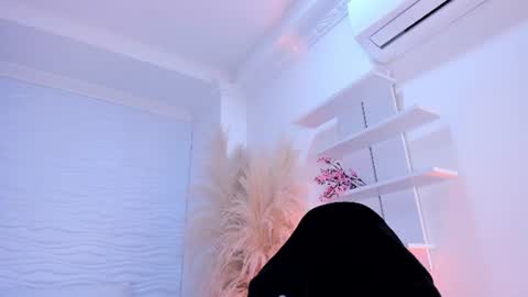 aylinlove_ online show from July 24, 10:56 am