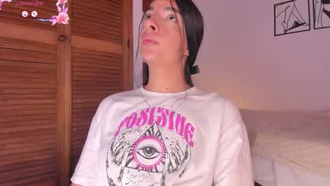 Aylin  online show from October 26, 9:21 am