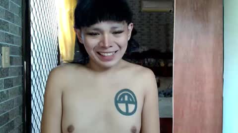 aymkyline online show from January 17, 1:37 am