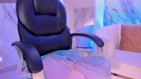 Ayshel online show from November 8, 4:48 am