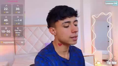aziel_tay online show from October 10, 4:13 pm