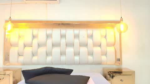 AZUL online show from March 21, 12:10 pm