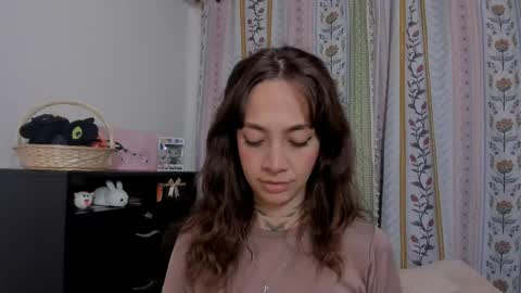 azumi saan online show from May 8, 3:01 am