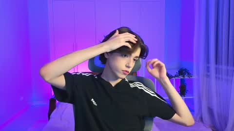 Elios online show from January 15, 5:15 pm