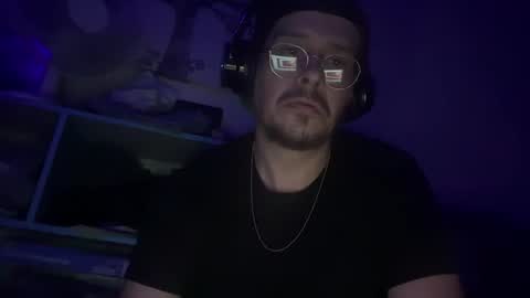 b1gd1k290013 online show from April 7, 5:20 am