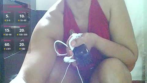 Snapshot of babe4u1234 chatting on December 23, 7:38 am babe4u1234 online show from December 23, 7:38 am