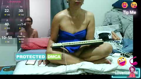 Snapshot of babe4u1234 chatting on March 8, 12:20 pm babe4u1234 online show from March 8, 12:20 pm