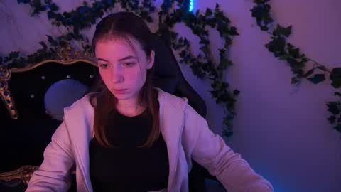 Babe online show from October 31, 8:37 am