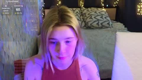 Sweety Eva online show from April 6, 11:00 am