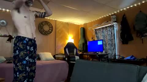 Fern Browning online show from January 23, 3:54 pm