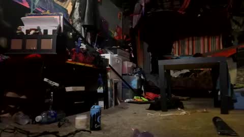 Snapshot of baby_buddha chatting on February 4, 4:48 am baby buddha online show from February 4, 4:48 am