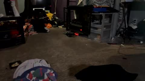 Snapshot of baby_buddha chatting on January 28, 8:14 am baby buddha online show from January 28, 8:14 am