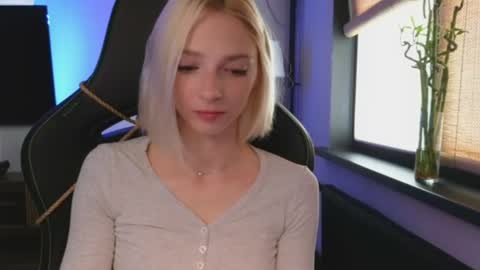 baby gopn1k online show from August 1, 5:09 am