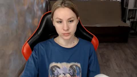 baby_kitte online show from February 17, 4:00 am