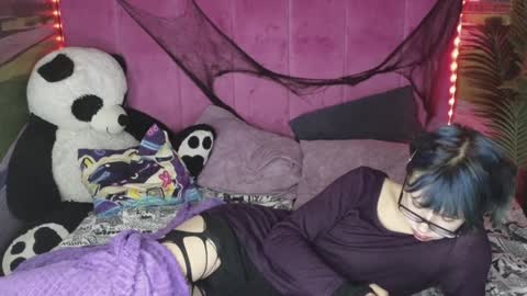 Luna online show from December 6, 8:23 pm