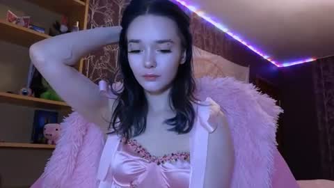 Alice online show from June 21, 6:25 pm