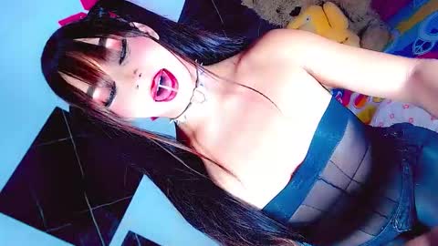 Tatii online show from September 13, 3:31 am