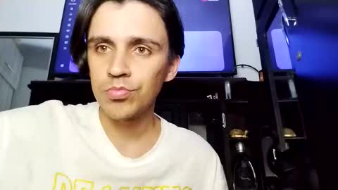 Dani  online show from November 9, 7:12 am