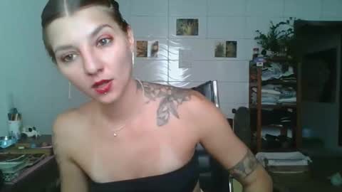 babydemon6 online show from February 12, 3:37 pm