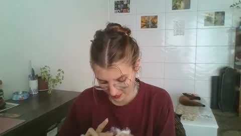 babydemon6 online show from November 9, 4:10 pm