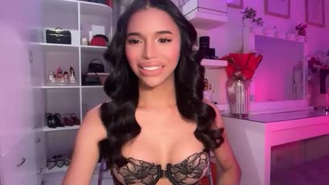 babysabrinaxx online show from February 12, 5:05 pm