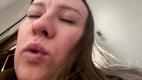 babyslut03_23 online show from April 19, 12:22 am