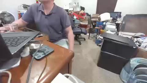 bad_boy4u2abuse online show from October 30, 9:10 am